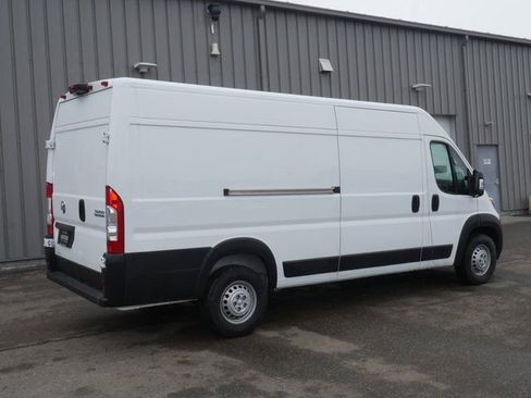 Used 2024 RAM ProMaster 3500 w/ Storage Group FWD image 11