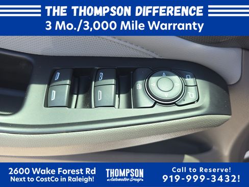 Used 2019 Chevrolet Traverse Premier w/ Driver Confidence II Package FWD image 28