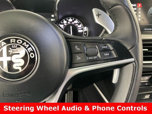 Used 2018 Alfa Romeo Stelvio Ti Sport image 28