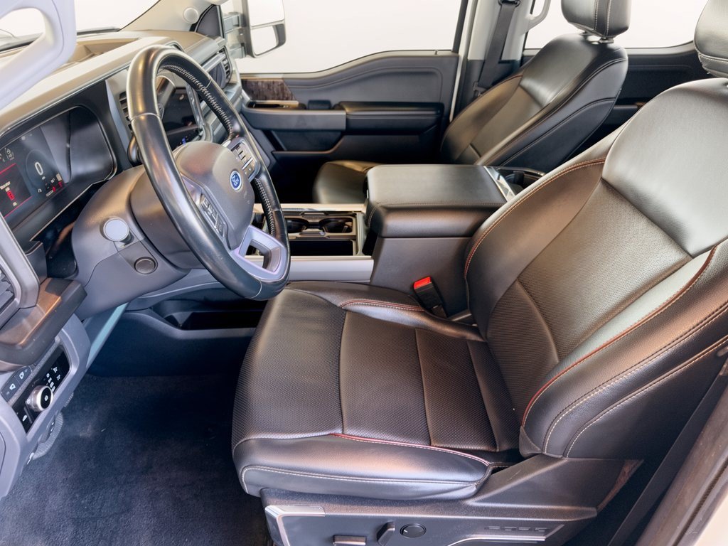 Used 2023 Ford F350 Lariat w/ Lariat Ultimate Package AWD/4WD image 5