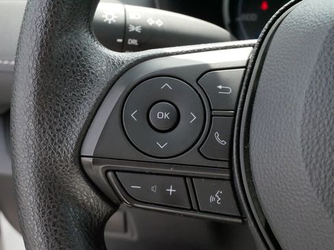 Certified 2025 Toyota RAV4 LE AWD/4WD image 26
