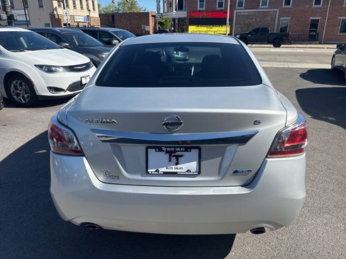 Used 2014 Nissan Altima 2.5 S image 4