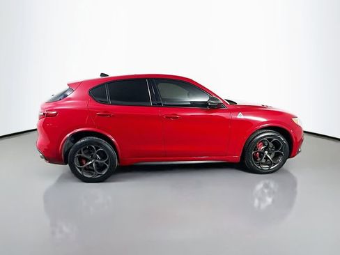 Used 2018 Alfa Romeo Stelvio Quadrifoglio w/ Driver Assist Dynamic Package image 5