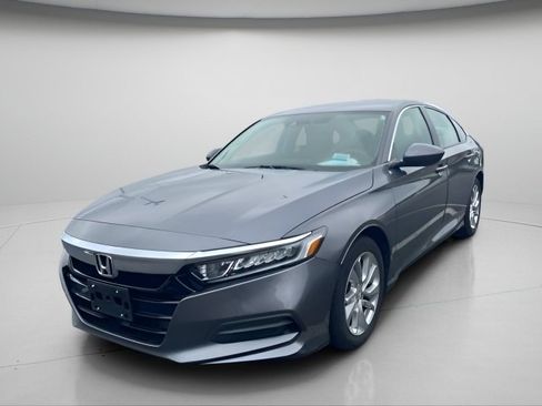 Used 2018 Honda Accord LX image 2