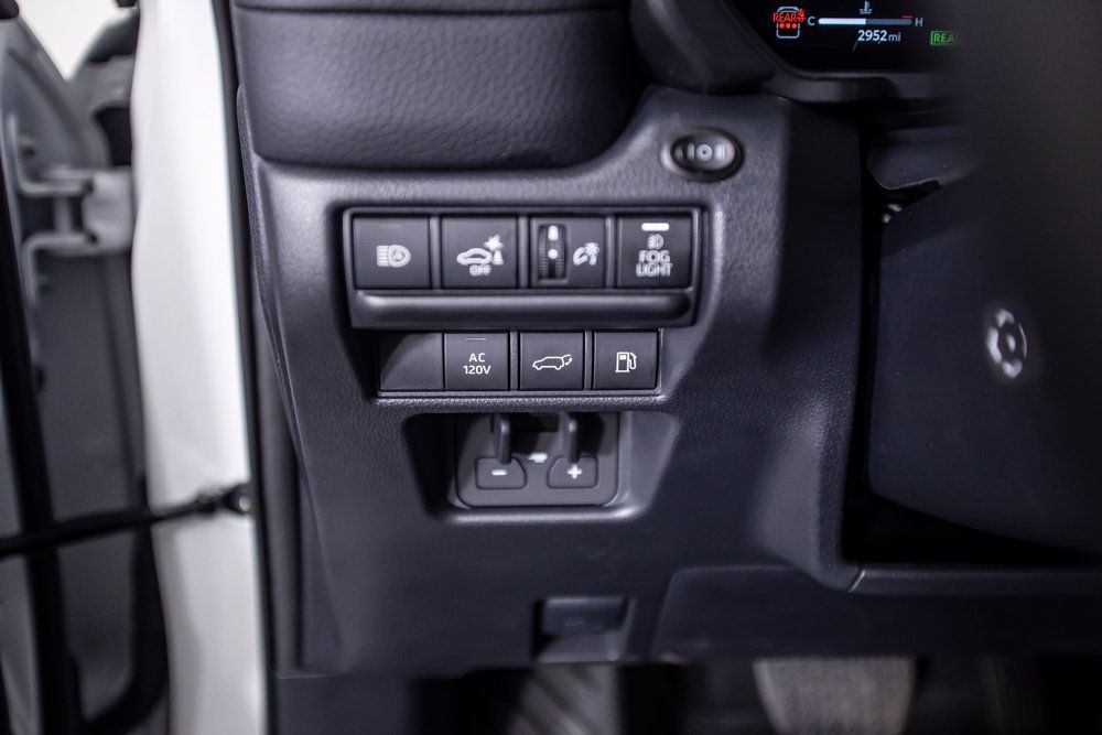 Used 2026 Toyota Land Cruiser w/ Premium Package AWD/4WD image 44