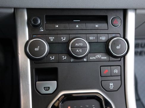 Used 2015 Land Rover Range Rover Evoque Pure Plus image 36