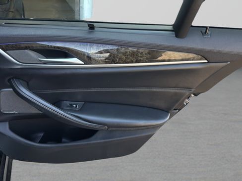 Used 2019 BMW M550i xDrive w/ Premium Package AWD/4WD image 26