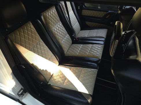 Used 2016 Mercedes-Benz G 63 AMG 4MATIC image 19