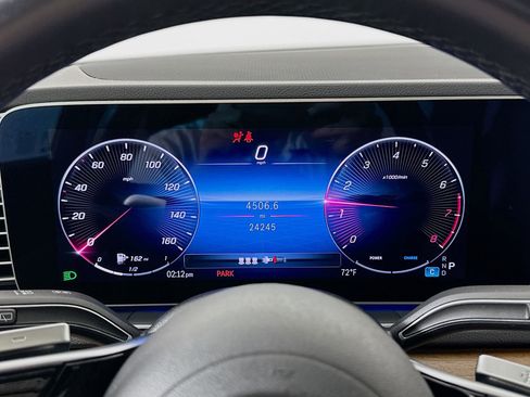 Used 2025 Mercedes-Benz GLE 350 4MATIC image 13