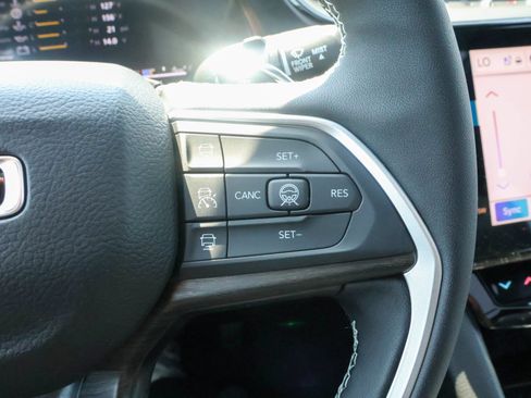New 2027 Jeep Grand Cherokee Limited AWD/4WD image 29