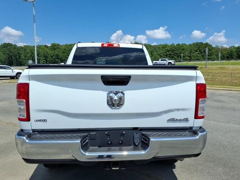 Used 2024 RAM 3500 Tradesman w/ Chrome Appearance Group AWD/4WD image 4