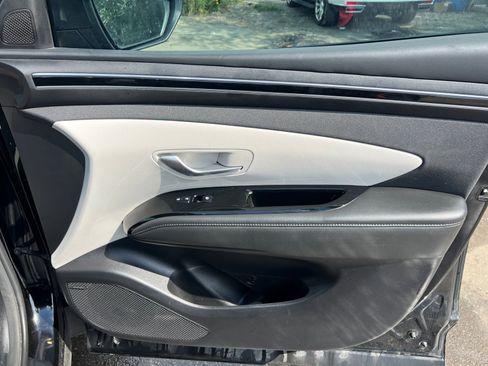 Used 2022 Hyundai Tucson Limited w/ Cargo Package image 17