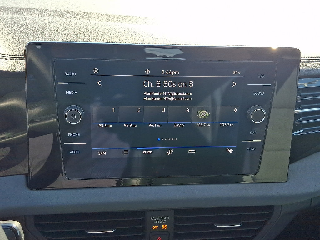 Used 2025 Volkswagen Jetta SE FWD image 17