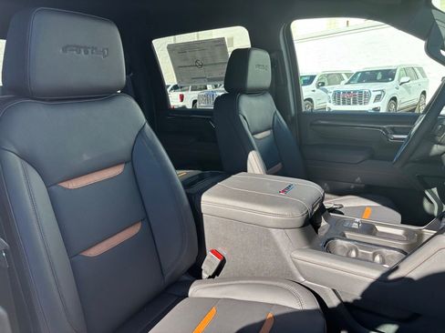 New 2026 GMC Sierra 2500 AT4 image 35