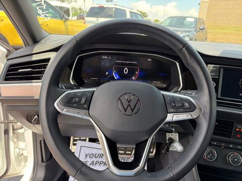 Certified 2024 Volkswagen Jetta Sport FWD image 20