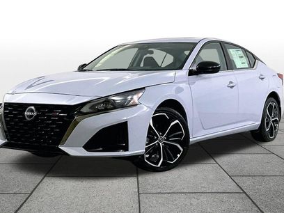 New 2025 Nissan Altima 2.5 SR w/ SR Premium Package