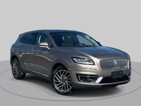 Used 2020 Lincoln Nautilus Reserve FWD image 2