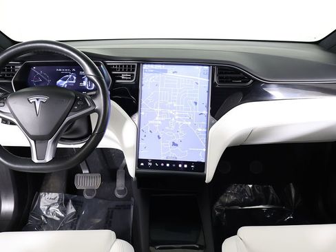 Used 2020 Tesla Model X Long Range AWD/4WD image 33