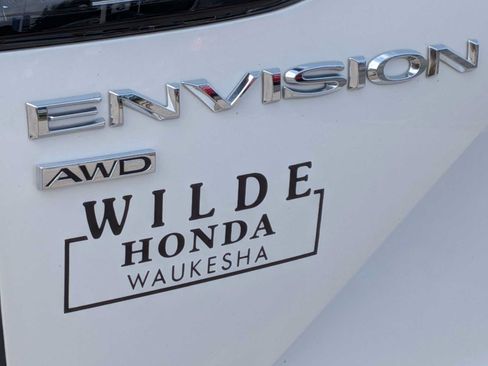 Used 2023 Buick Envision Avenir AWD/4WD image 11