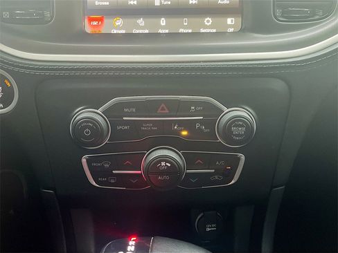 Used 2022 Dodge Charger R/T w/ Plus Group image 15