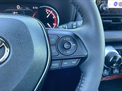 Used 2023 Toyota RAV4 Adventure image 22