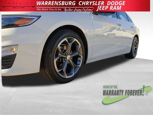 Used 2024 Chevrolet Malibu LT image 34