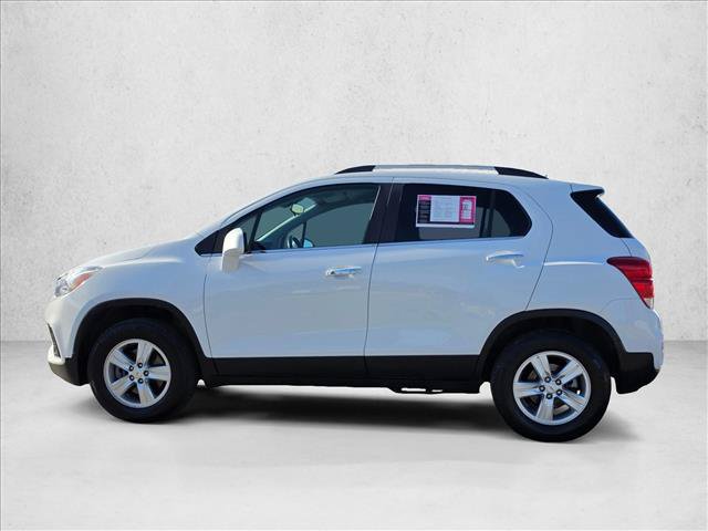 Used 2019 Chevrolet Trax LT w/ LT Convenience Package AWD/4WD image 2