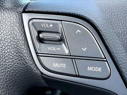 Used 2016 Hyundai Santa Fe Sport image 25