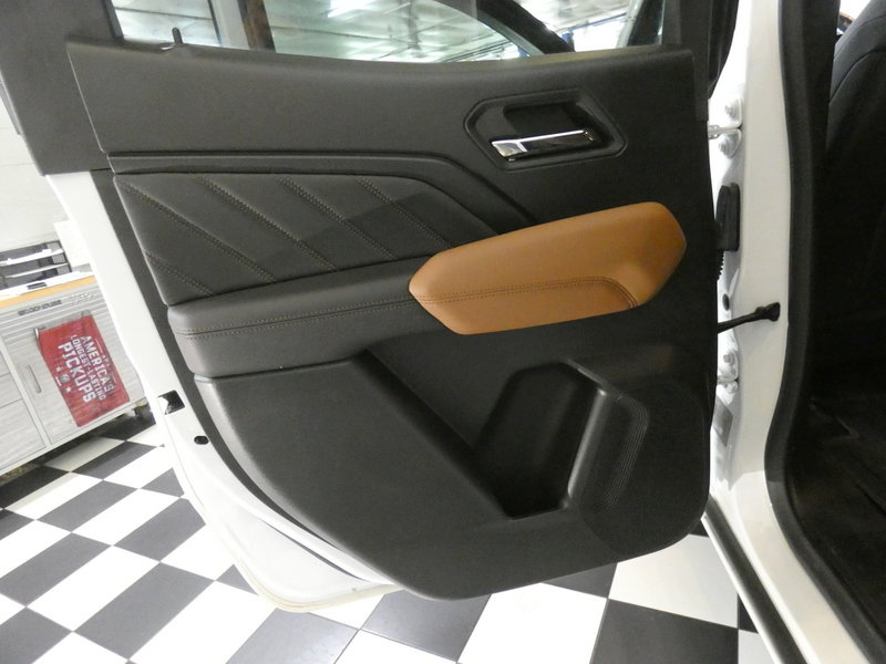 Used 2023 GMC Canyon AT4 w/ AT4 Premium Package AWD/4WD image 26