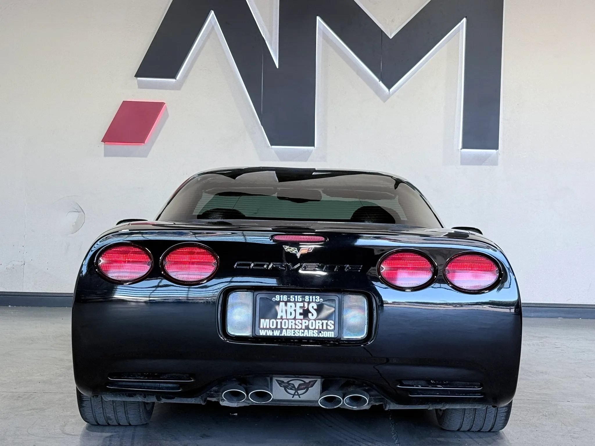 Used 2002 Chevrolet Corvette Coupe w/ Preferred Equipment Group2 RWD image 8