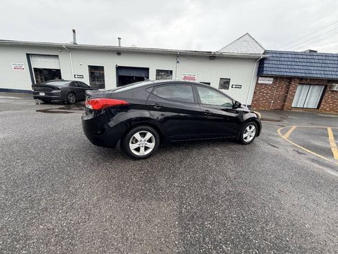 Used 2012 Hyundai Elantra GLS w/ Preferred Pkg 3 FWD image 24