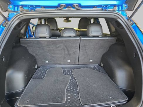 Used 2025 Jeep Compass Limited AWD/4WD image 15