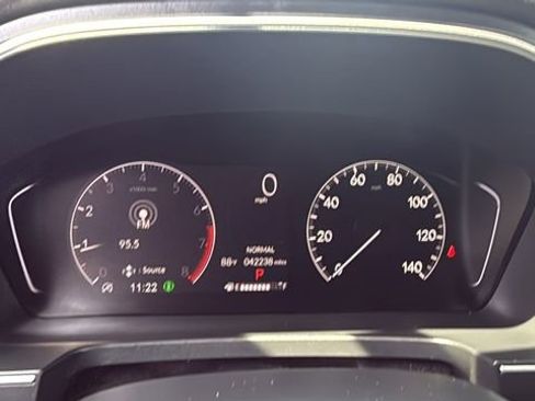 Used 2023 Honda Pilot Touring image 15