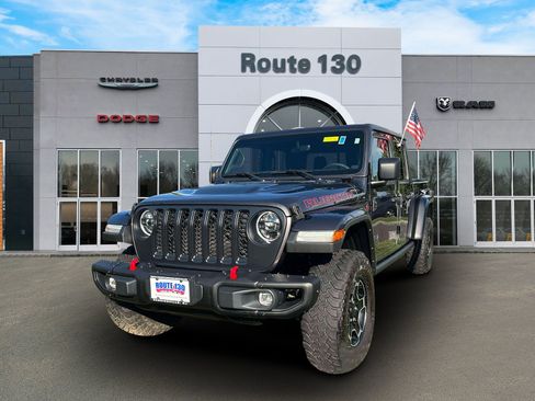 Used 2023 Jeep Gladiator Rubicon AWD/4WD image 2