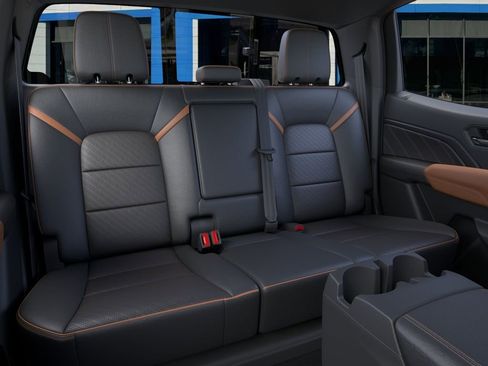 New 2026 GMC Canyon AT4 w/ Technology Plus Package AWD/4WD image 19