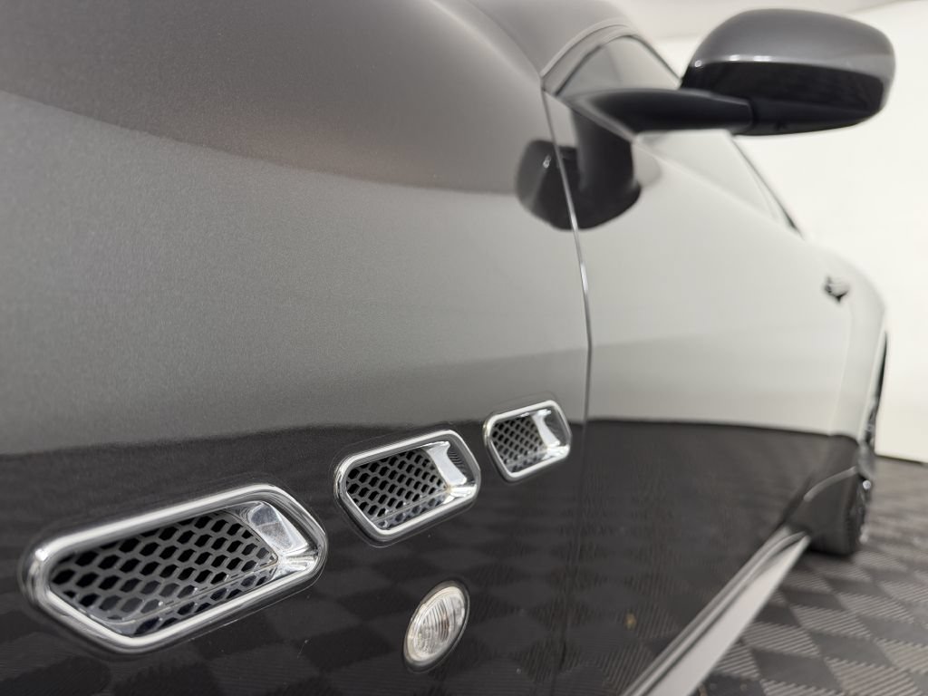 Used 2017 Maserati GranTurismo Sport RWD image 15