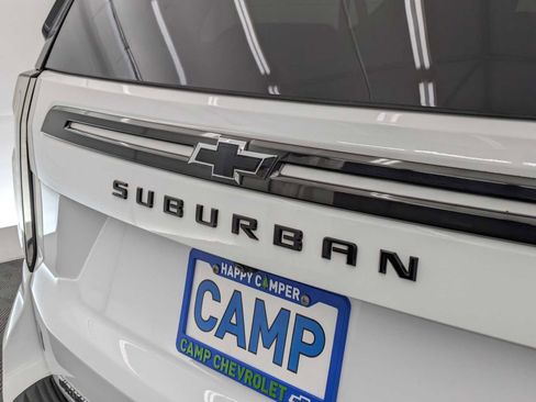 Used 2021 Chevrolet Suburban RST image 12