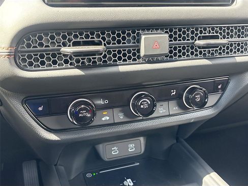 Certified 2026 Honda HR-V Sport image 17