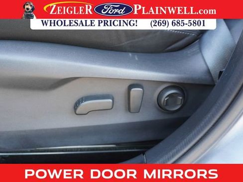 Used 2023 Subaru Outback Premium image 19