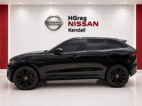 Used 2017 Jaguar F-PACE S AWD/4WD image 6