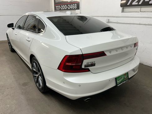 Used 2018 Volvo S90 T5 Momentum w/ Convenience Package image 14