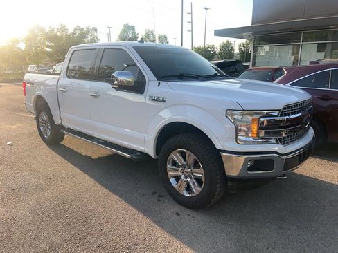 Used 2019 Ford F150 Lariat image 1