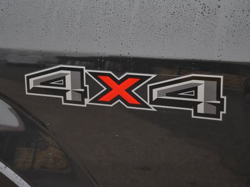 Used 2015 Ford F150 Platinum w/ Equipment Group 701A Luxury image 22