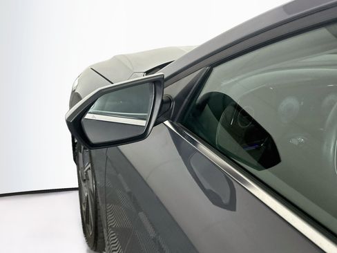 Used 2025 Hyundai Elantra SEL FWD image 16