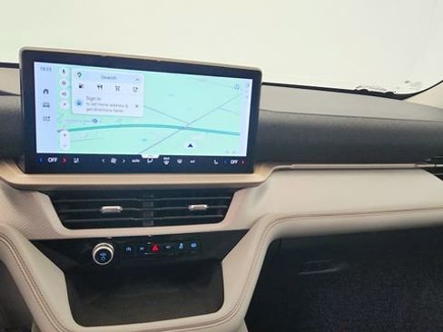 New 2026 Ford Explorer Active image 17