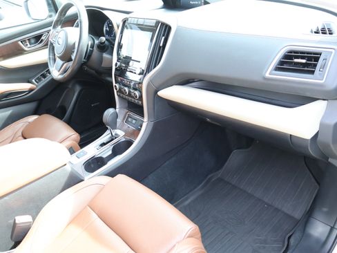Used 2021 Subaru Ascent Touring w/ Popular Package #2A image 7