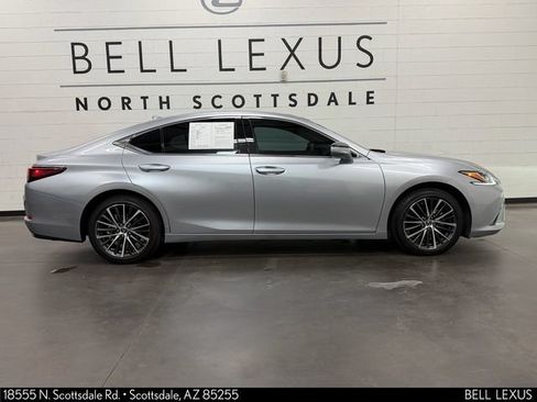 Used 2024 Lexus ES 350 w/ Premium Package FWD image 3