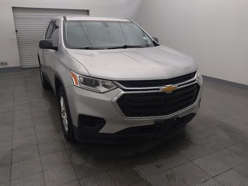 Used 2020 Chevrolet Traverse LS FWD image 14