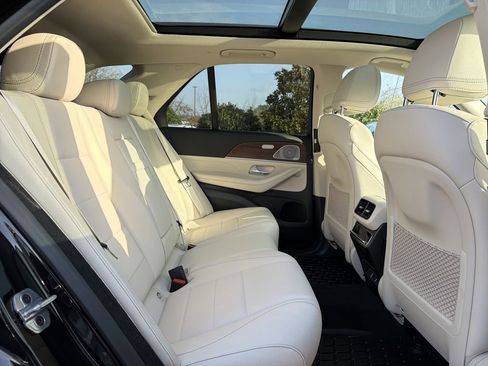 New 2026 Mercedes-Benz GLE 350 4MATIC image 17