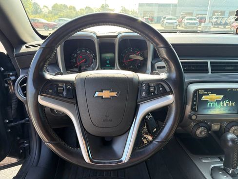 Used 2015 Chevrolet Camaro LT RWD image 15